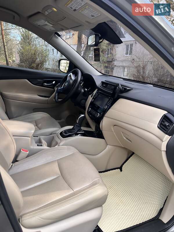 Внедорожник / Кроссовер Nissan Rogue 2017 в Тернополе фото 8 Внедорожник / Кроссовер Nissan Rogue 2017 в Тернополе