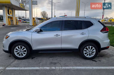 Позашляховик / Кросовер Nissan Rogue 2018 в 