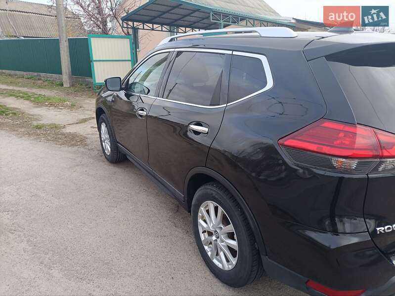 Внедорожник / Кроссовер Nissan Rogue 2017 в Белой Церкви