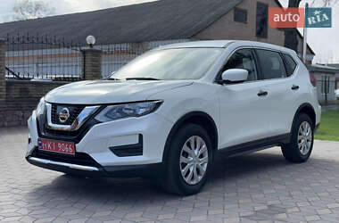 Позашляховик / Кросовер Nissan Rogue 2019 в 