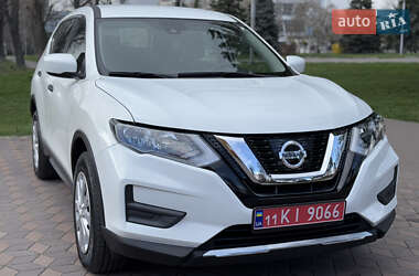 Позашляховик / Кросовер Nissan Rogue 2019 в 