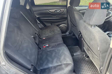 Внедорожник / Кроссовер Nissan Rogue 2014 в 