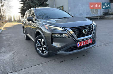 Внедорожник / Кроссовер Nissan Rogue 2021 в 