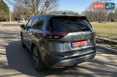Внедорожник / Кроссовер Nissan Rogue 2021 в 