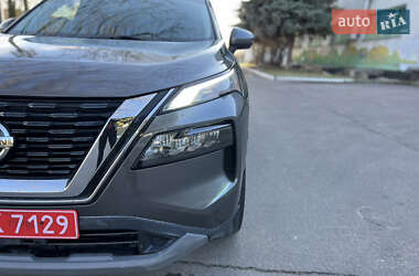Внедорожник / Кроссовер Nissan Rogue 2021 в 