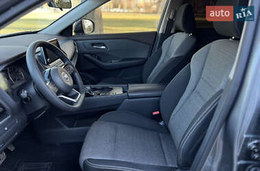 Внедорожник / Кроссовер Nissan Rogue 2021 в 
