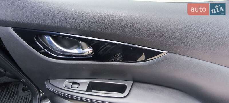 Внедорожник / Кроссовер Nissan Rogue 2019 в Кропивницком