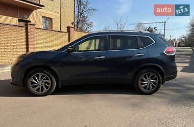 Внедорожник / Кроссовер Nissan Rogue 2015 в 