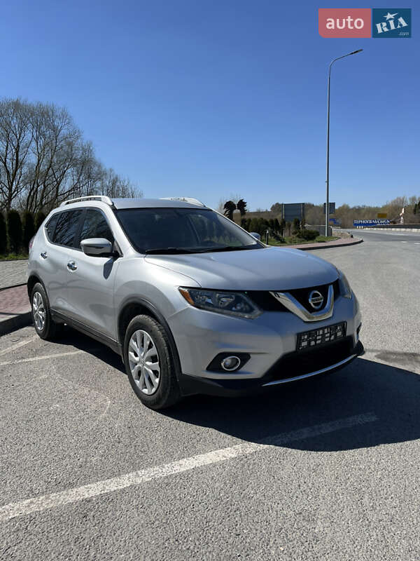 Позашляховик / Кросовер Nissan Rogue 2015 в Тернополі