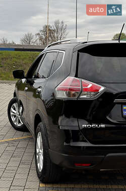 Внедорожник / Кроссовер Nissan Rogue 2013 в 