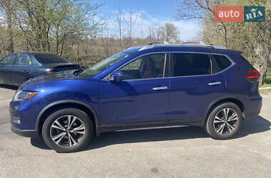 Позашляховик / Кросовер Nissan Rogue 2019 в 