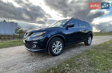 Внедорожник / Кроссовер Nissan Rogue 2016 в 