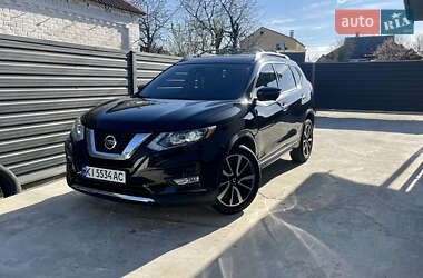 Внедорожник / Кроссовер Nissan Rogue 2019 в 