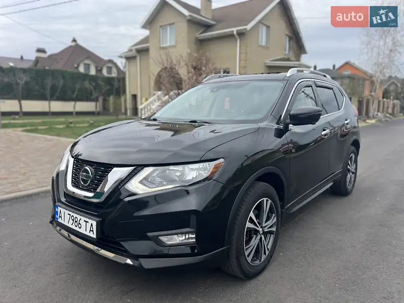 Позашляховик / Кросовер Nissan Rogue 2019 в 