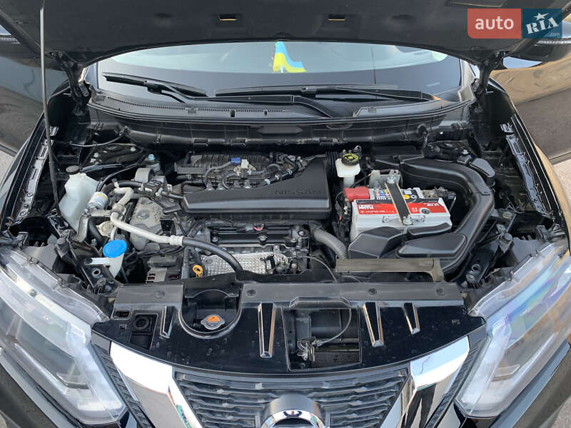 Позашляховик / Кросовер Nissan Rogue 2016 в Чернігові