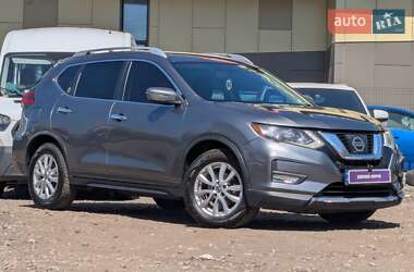 Внедорожник / Кроссовер Nissan Rogue 2017 в 