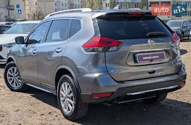 Внедорожник / Кроссовер Nissan Rogue 2017 в 