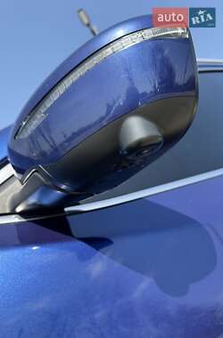 Позашляховик / Кросовер Nissan Rogue 2019 в 
