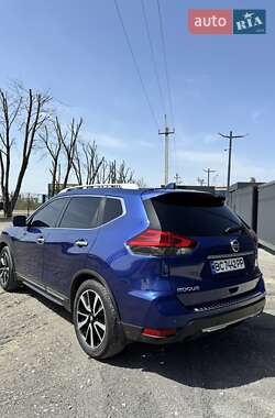 Позашляховик / Кросовер Nissan Rogue 2019 в 