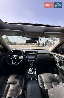 Позашляховик / Кросовер Nissan Rogue 2019 в 