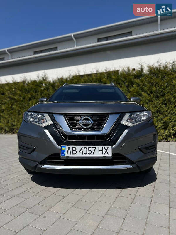 Позашляховик / Кросовер Nissan Rogue 2016 в Вінниці