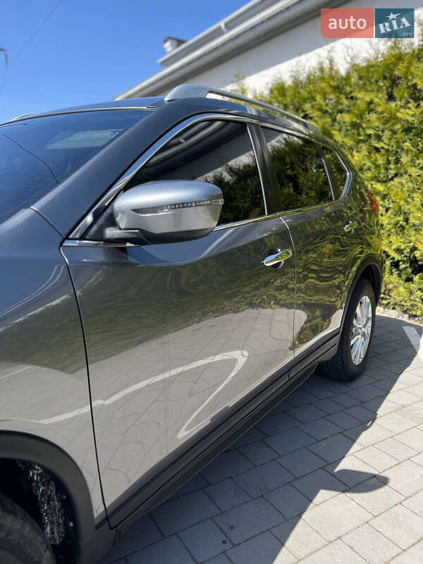 Позашляховик / Кросовер Nissan Rogue 2016 в Вінниці