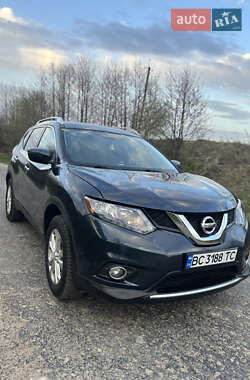 Внедорожник / Кроссовер Nissan Rogue 2016 в 
