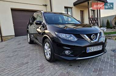 Внедорожник / Кроссовер Nissan Rogue 2014 в 