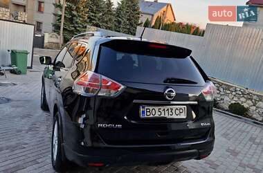 Внедорожник / Кроссовер Nissan Rogue 2014 в 
