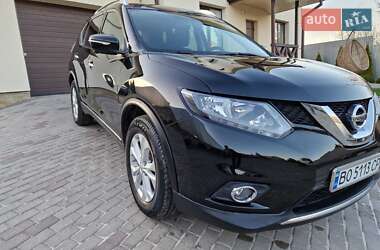 Внедорожник / Кроссовер Nissan Rogue 2014 в 