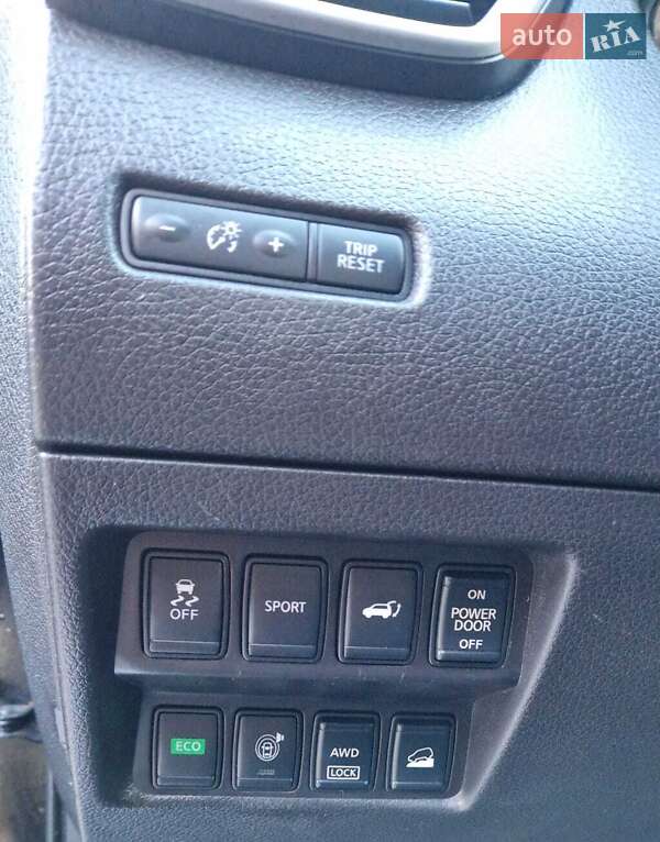 Позашляховик / Кросовер Nissan Rogue 2014 в Тернополі фото 26 Позашляховик / Кросовер Nissan Rogue 2014 в Тернополі