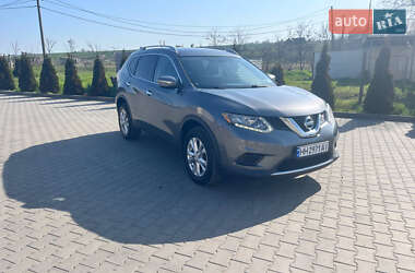 Позашляховик / Кросовер Nissan Rogue 2015 в 