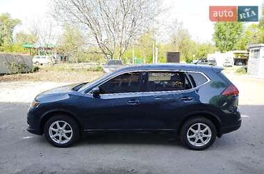 Внедорожник / Кроссовер Nissan Rogue 2014 в 
