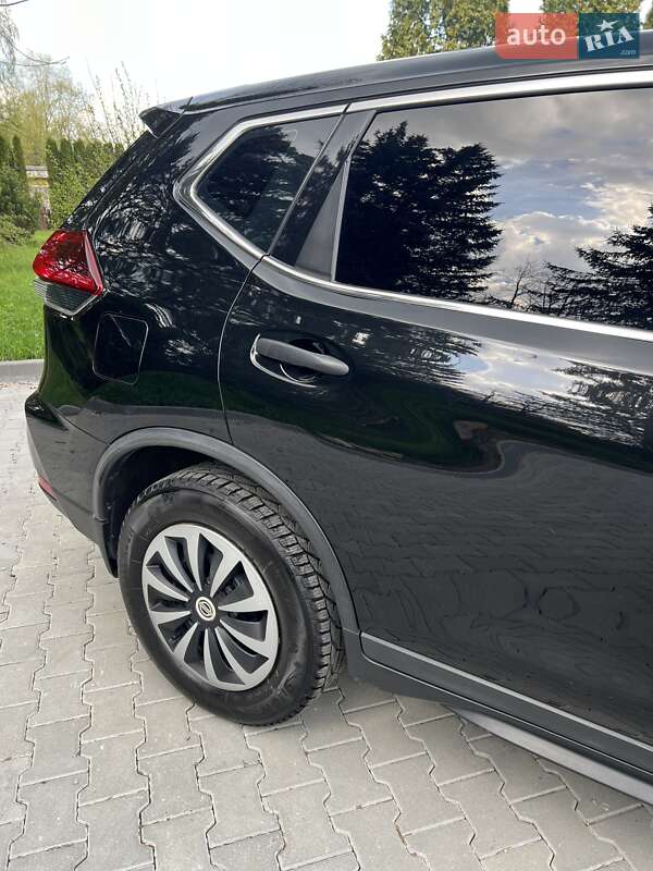 Позашляховик / Кросовер Nissan Rogue 2018 в Яремчі