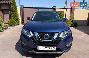 Внедорожник / Кроссовер Nissan Rogue 2019 в 