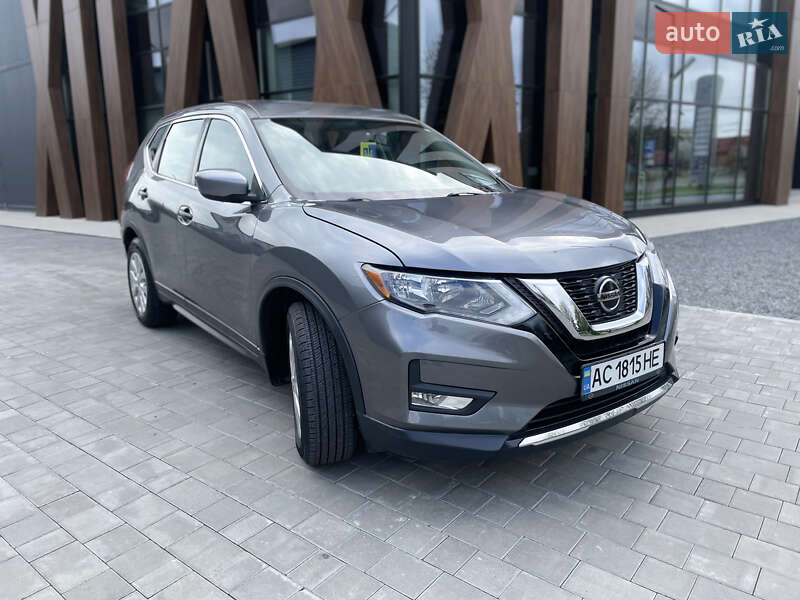 Позашляховик / Кросовер Nissan Rogue 2018 в Луцьку
