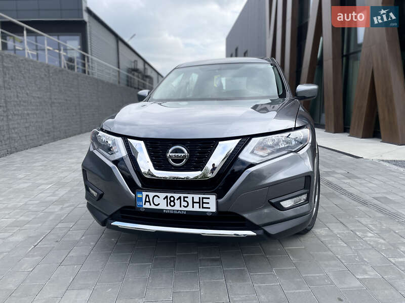 Позашляховик / Кросовер Nissan Rogue 2018 в Луцьку