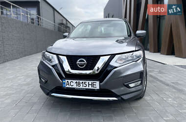 Позашляховик / Кросовер Nissan Rogue 2018 в 
