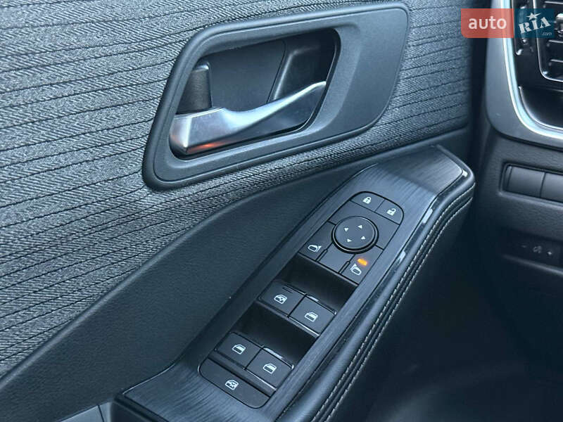Внедорожник / Кроссовер Nissan Rogue 2021 в Харькове