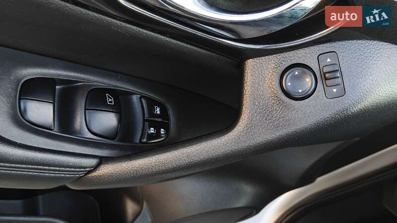 Внедорожник / Кроссовер Nissan Rogue 2019 в Одессе