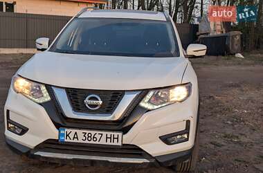 Позашляховик / Кросовер Nissan Rogue 2017 в Києві