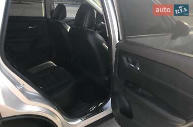 Позашляховик / Кросовер Nissan Rogue 2022 в 