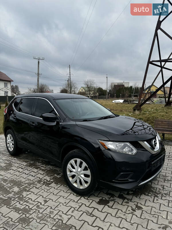 Внедорожник / Кроссовер Nissan Rogue 2016 в Львове