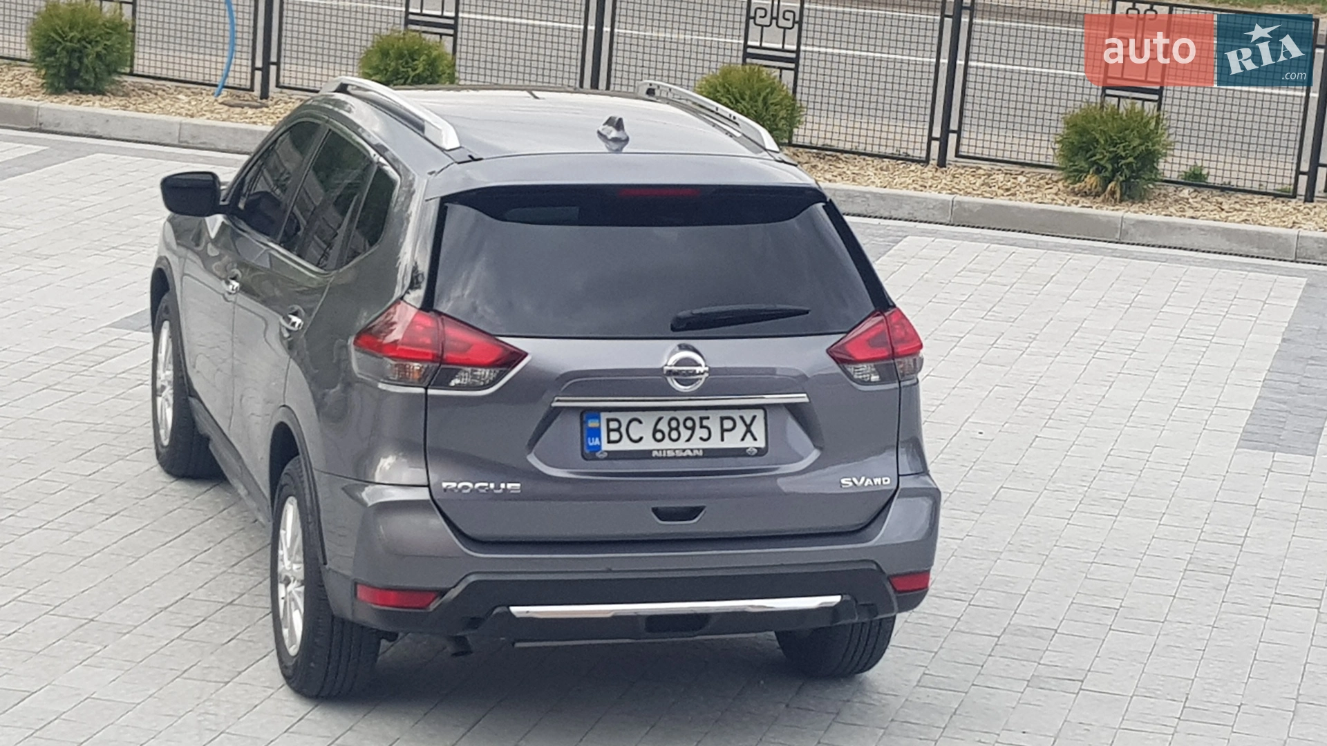 2017 Nissan Rogue - мініатюра 11