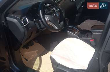 Позашляховик / Кросовер Nissan Rogue 2014 в Борщеві