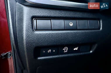 Внедорожник / Кроссовер Nissan Rogue 2023 в 