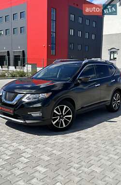 Внедорожник / Кроссовер Nissan Rogue 2018 в Белогородке