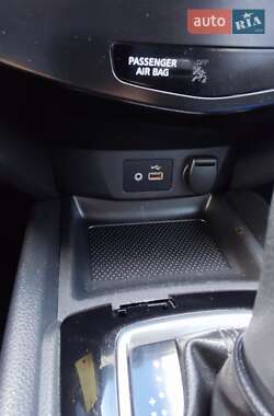 Позашляховик / Кросовер Nissan Rogue 2018 в 