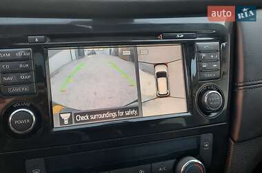 Внедорожник / Кроссовер Nissan Rogue 2017 в 
