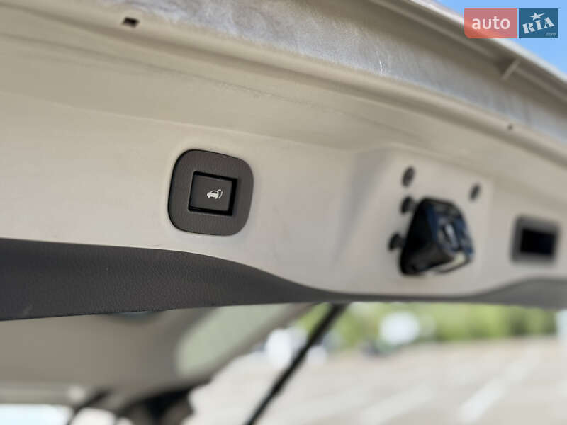 Позашляховик / Кросовер Nissan Rogue 2015 в Києві фото 22 Позашляховик / Кросовер Nissan Rogue 2015 в Києві